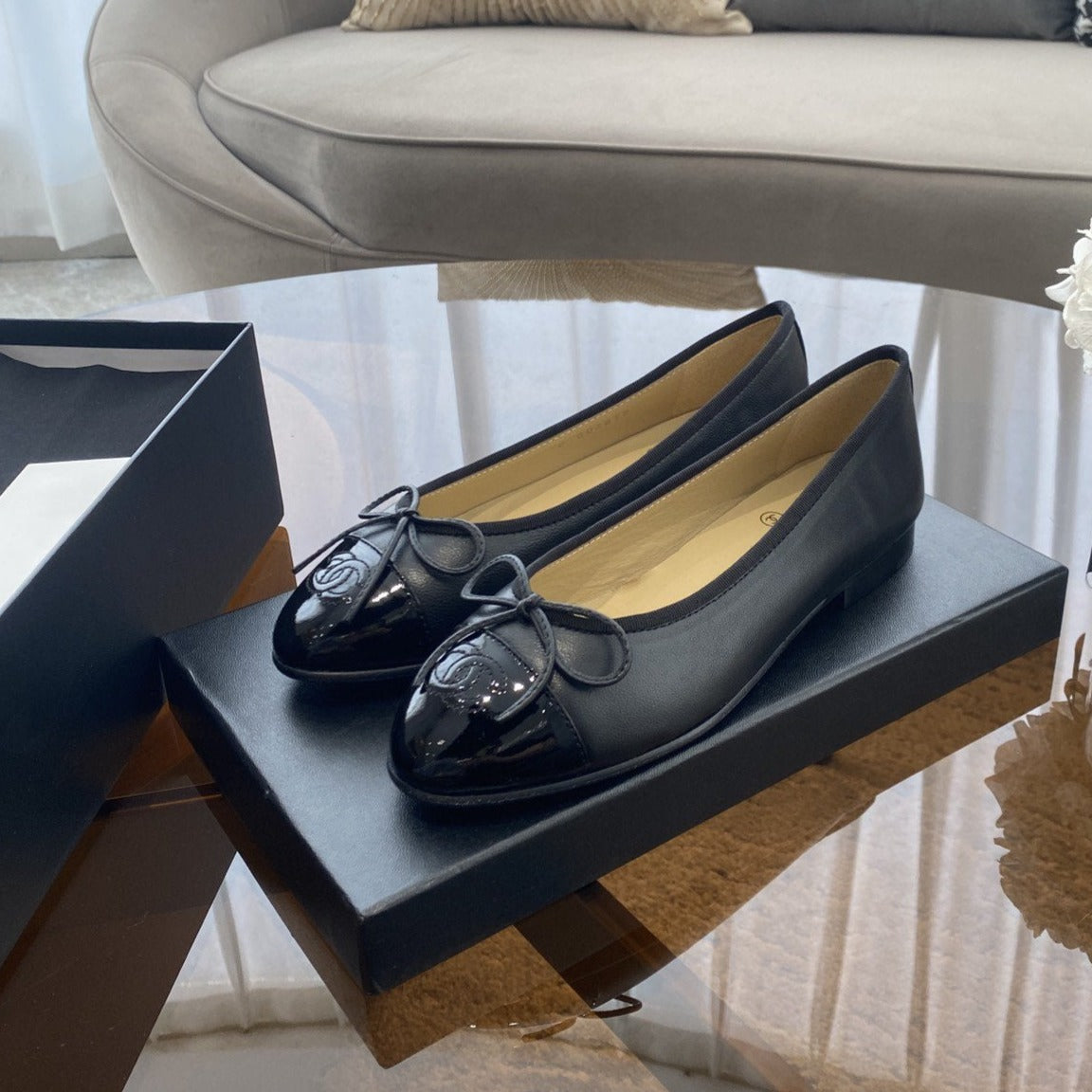 zCHANE.L Ballet Flats Black Beige Lambskin