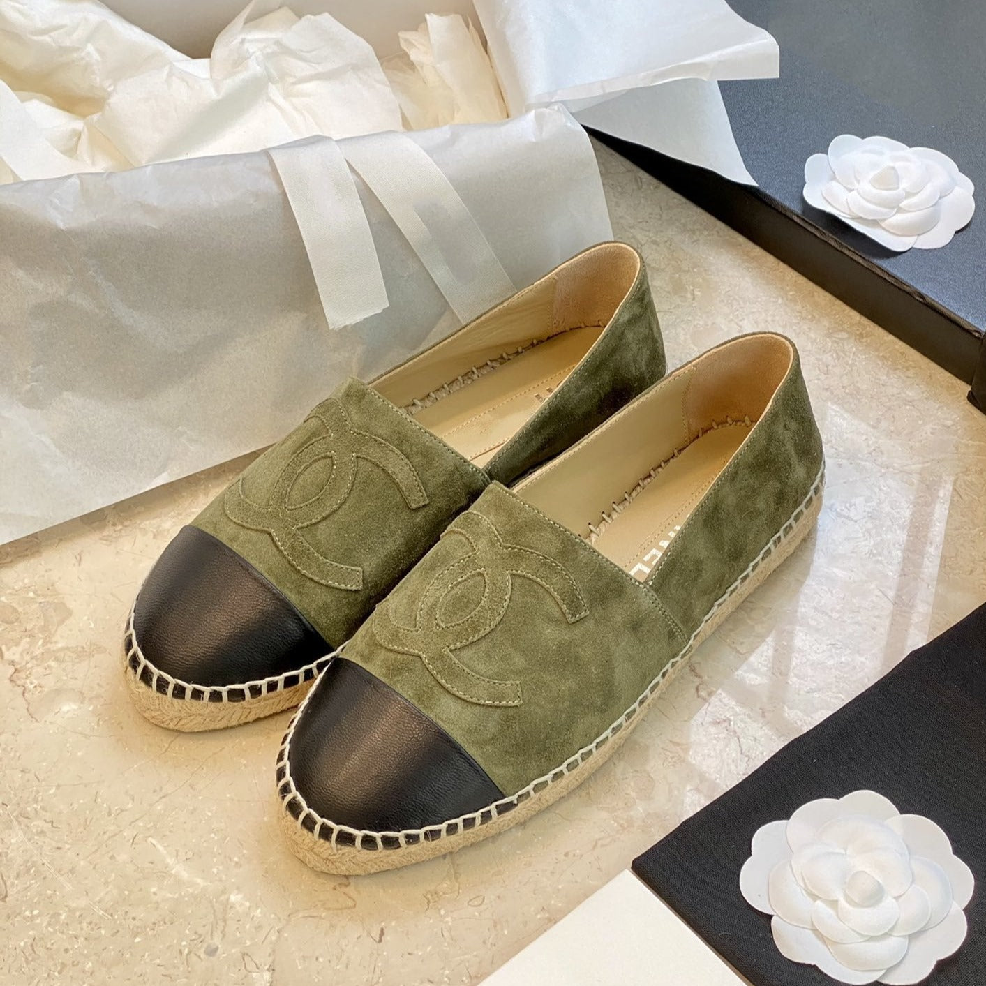 zCHANE.L Espadrilles Khaki Suede Black Lambskin