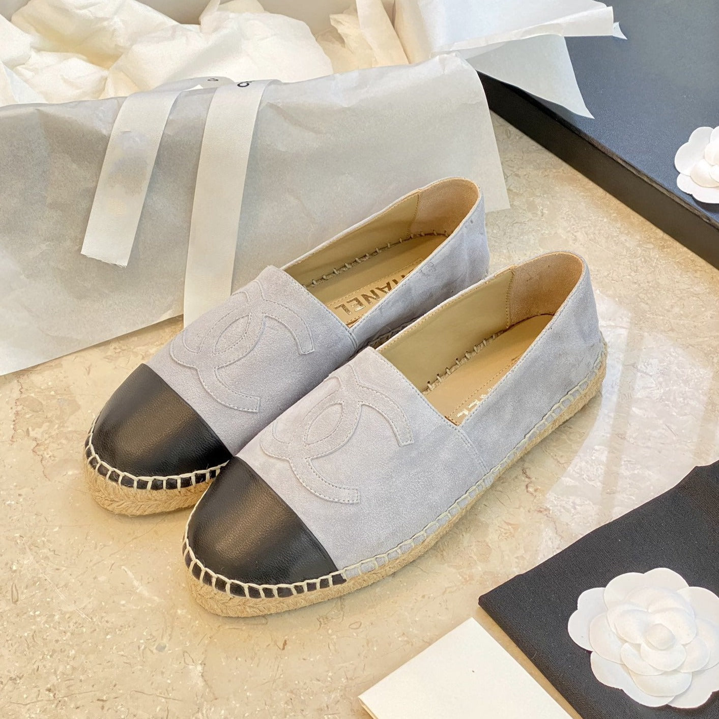 zCHANE.L Espadrilles Grey Suede Black Lambskin