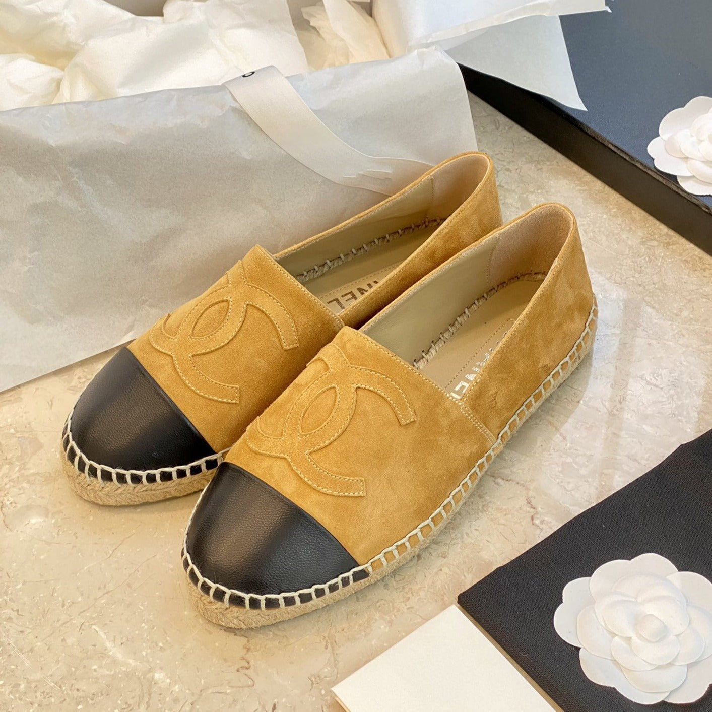 zCHANE.L Espadrilles Dark Beige Suede Black Lambskin