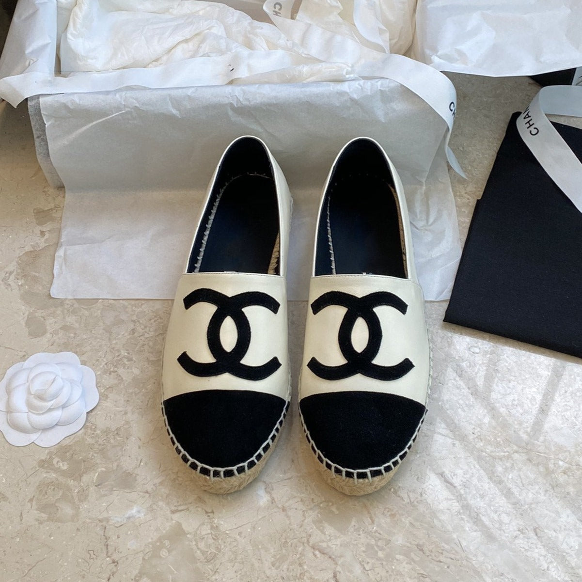 zCHANE.L Espadrilles White Lambskin Black Velvet
