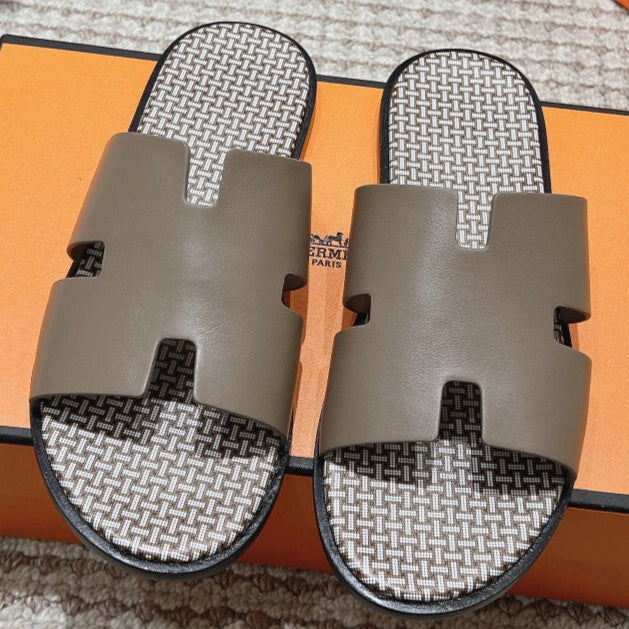 zHERME.S Izmir Sandals Etoupe Calfskin 294949