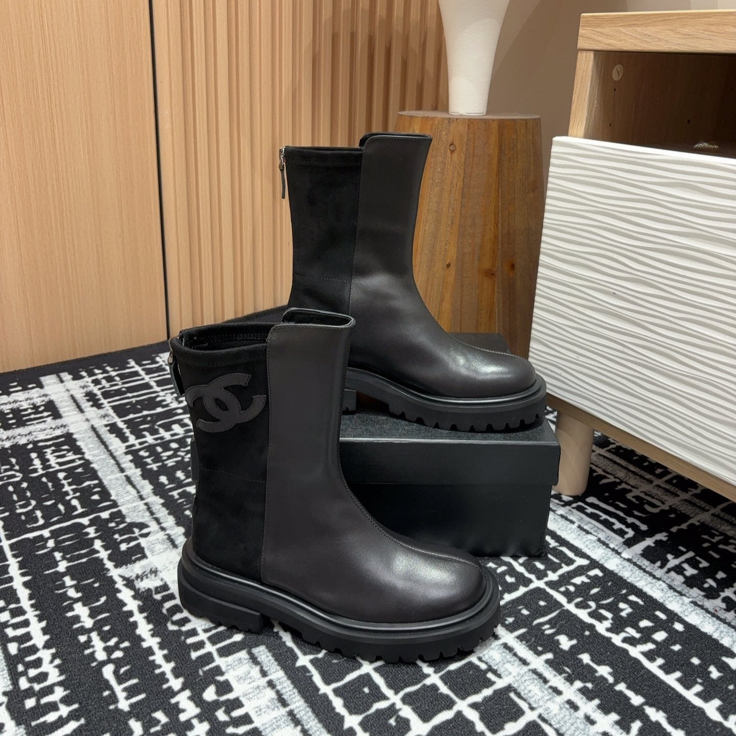 zCHANE.L Cc Short Boots 45Mm Plain Black Calfskin And Suede