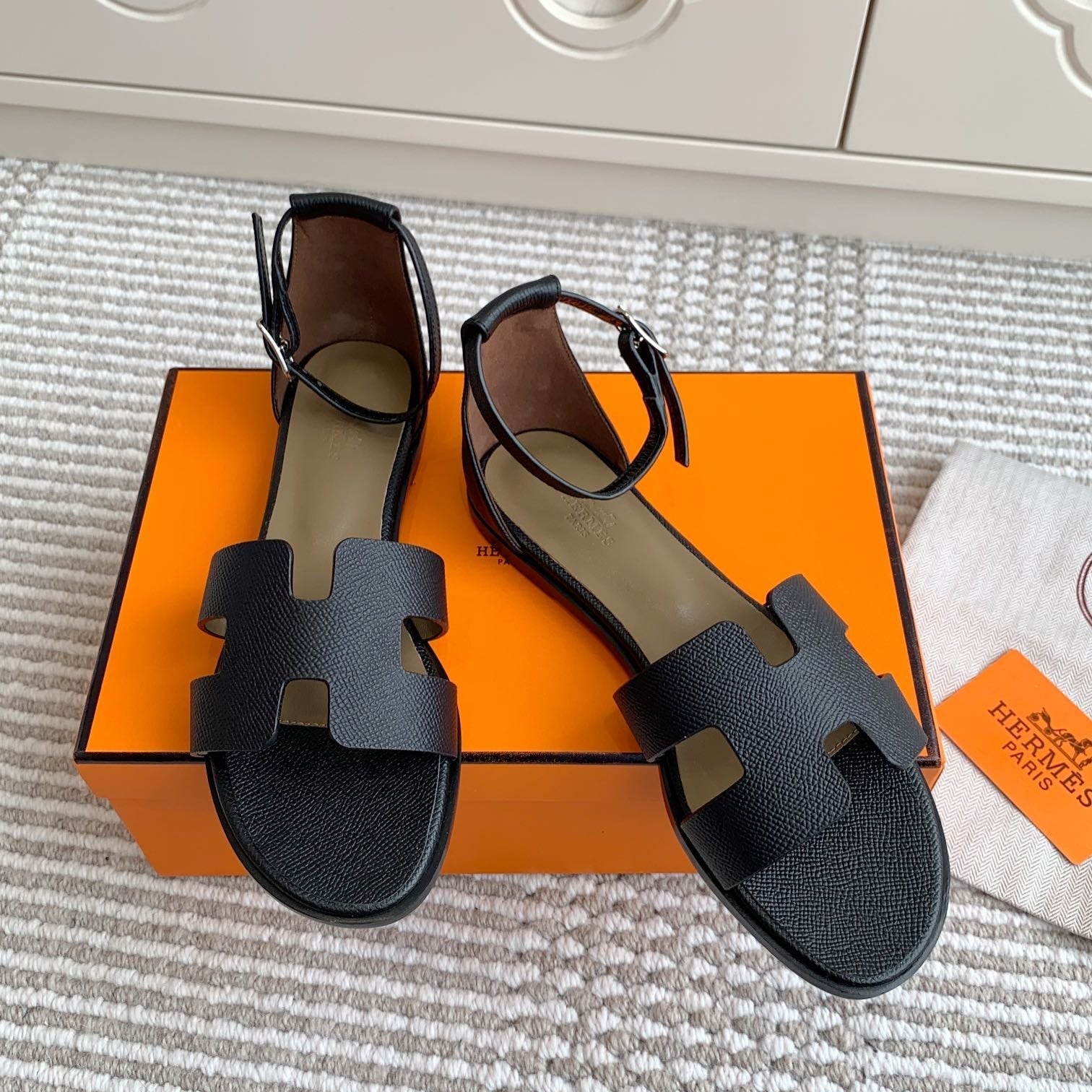 zHERME.S 25 Santorini Black Epsom Leather Etoupe Calfskin