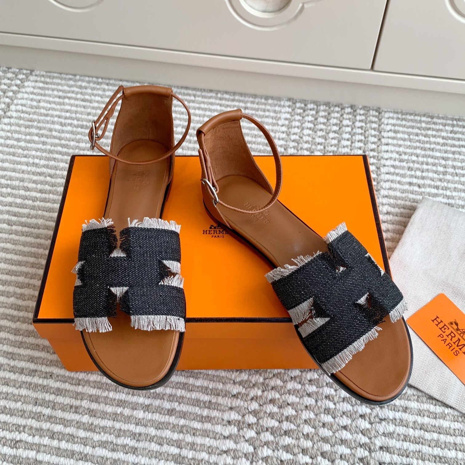 zHERME.S 25 Santorini Black Denim Gold Calfskin