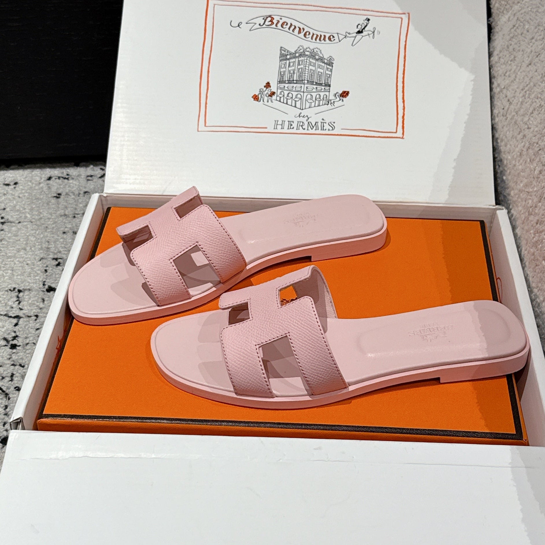zHERME.S 25 Oran Sandal Light Pink Epsom