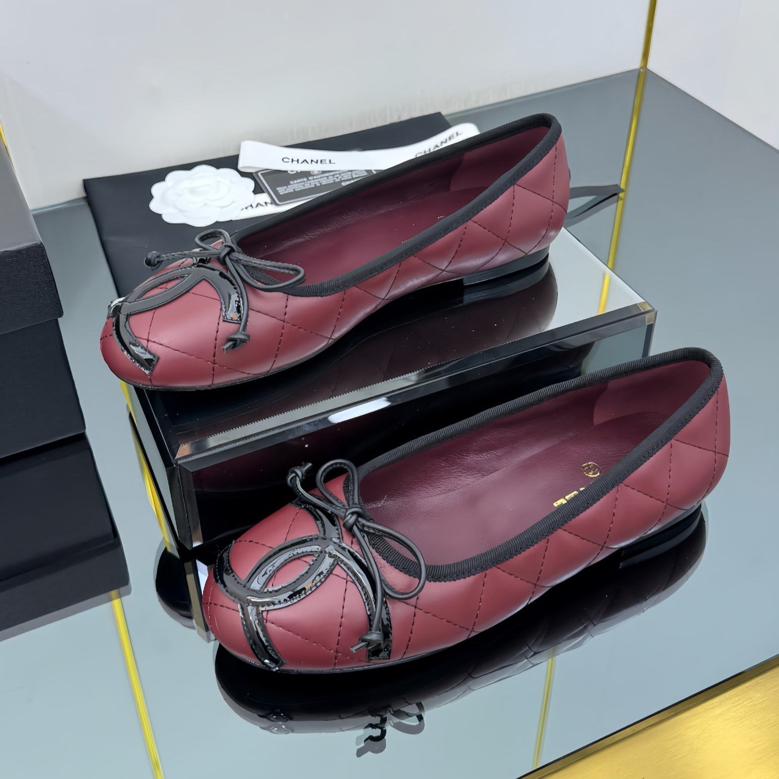 zCHANE.L 25 Cambon Ballet Flat Burgundy Black Quilted Calfskin