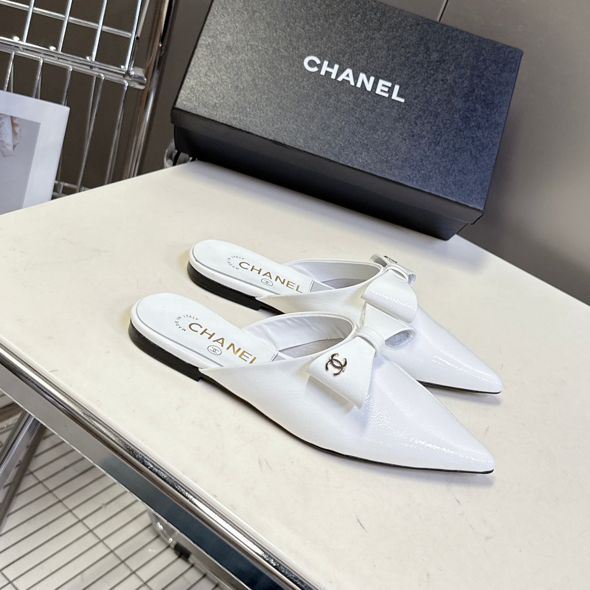 zCHANE.L 25 Mules White Calfskin Patent Leather 353926