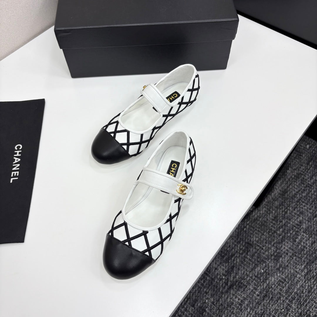 zCHANE.L Cc 25 Mary Jane Black White Quilted Calfskin