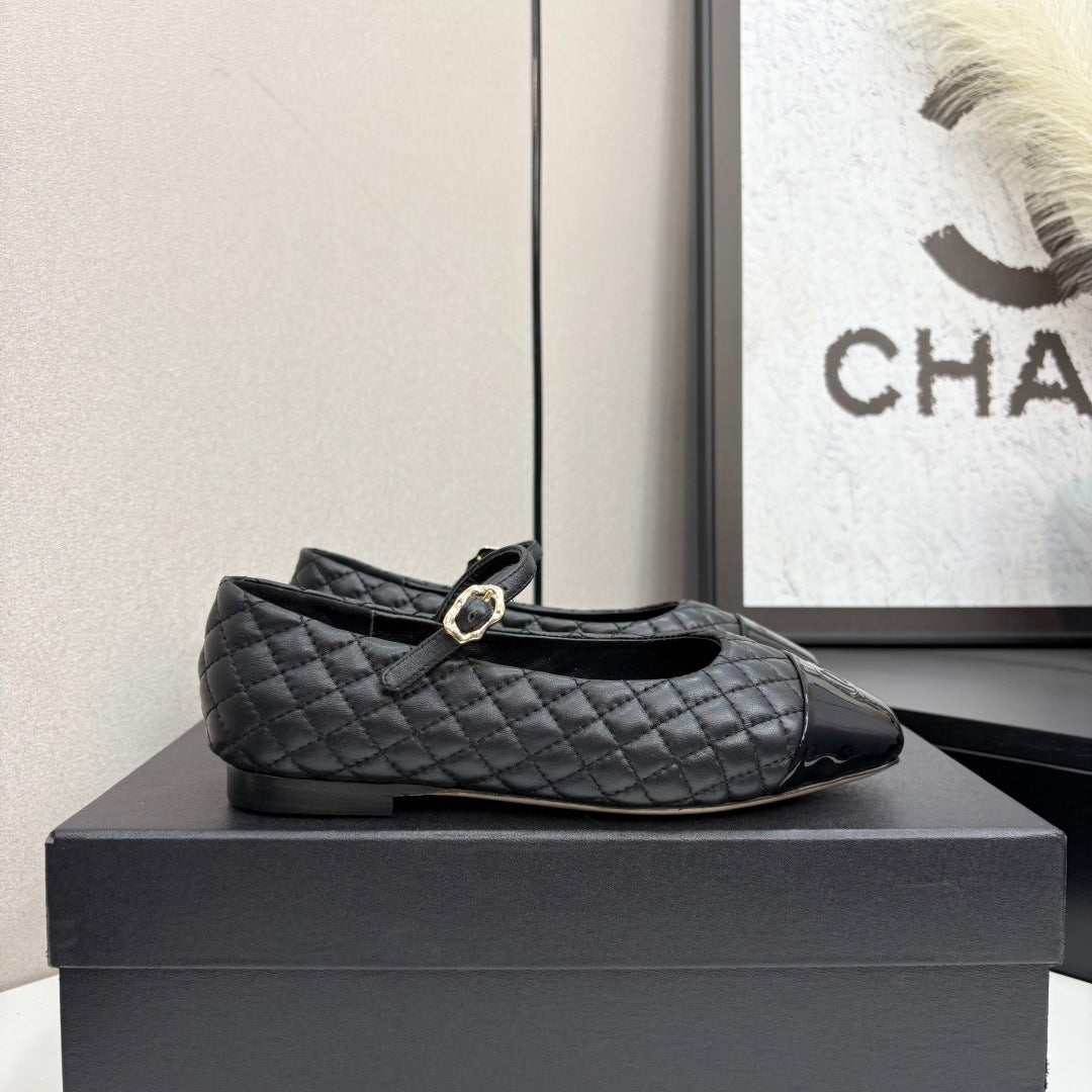 zCHANE.L 25 Cap-Toe Quilted Mary Janes Black Sheepskin 352462