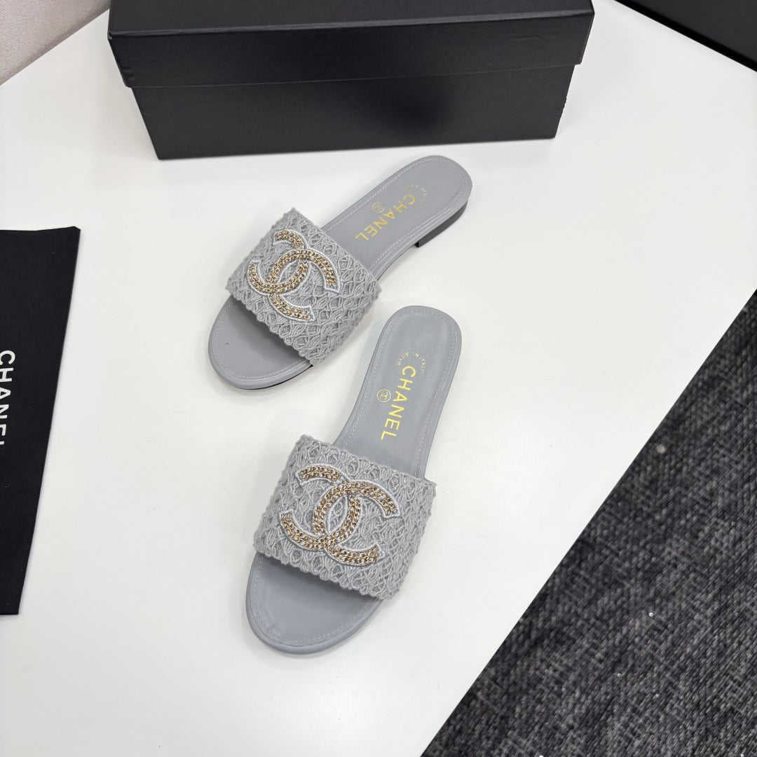 zCHANE.L 25 Doubble Chain Embroidered Slippers Grey Fabric And Sheepskin 352494