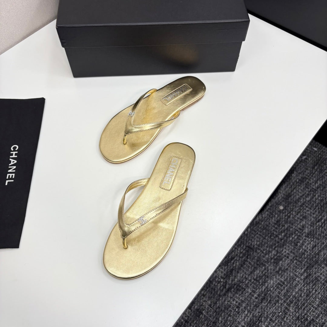 zCHANE.L Crystal Logo Thong Sandal Gold Metallic Sheepskin 352487