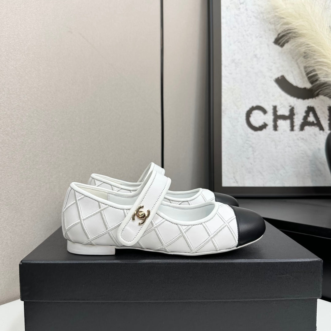 zCHANE.L 25 Mary Janes White Black Cowhide 352504