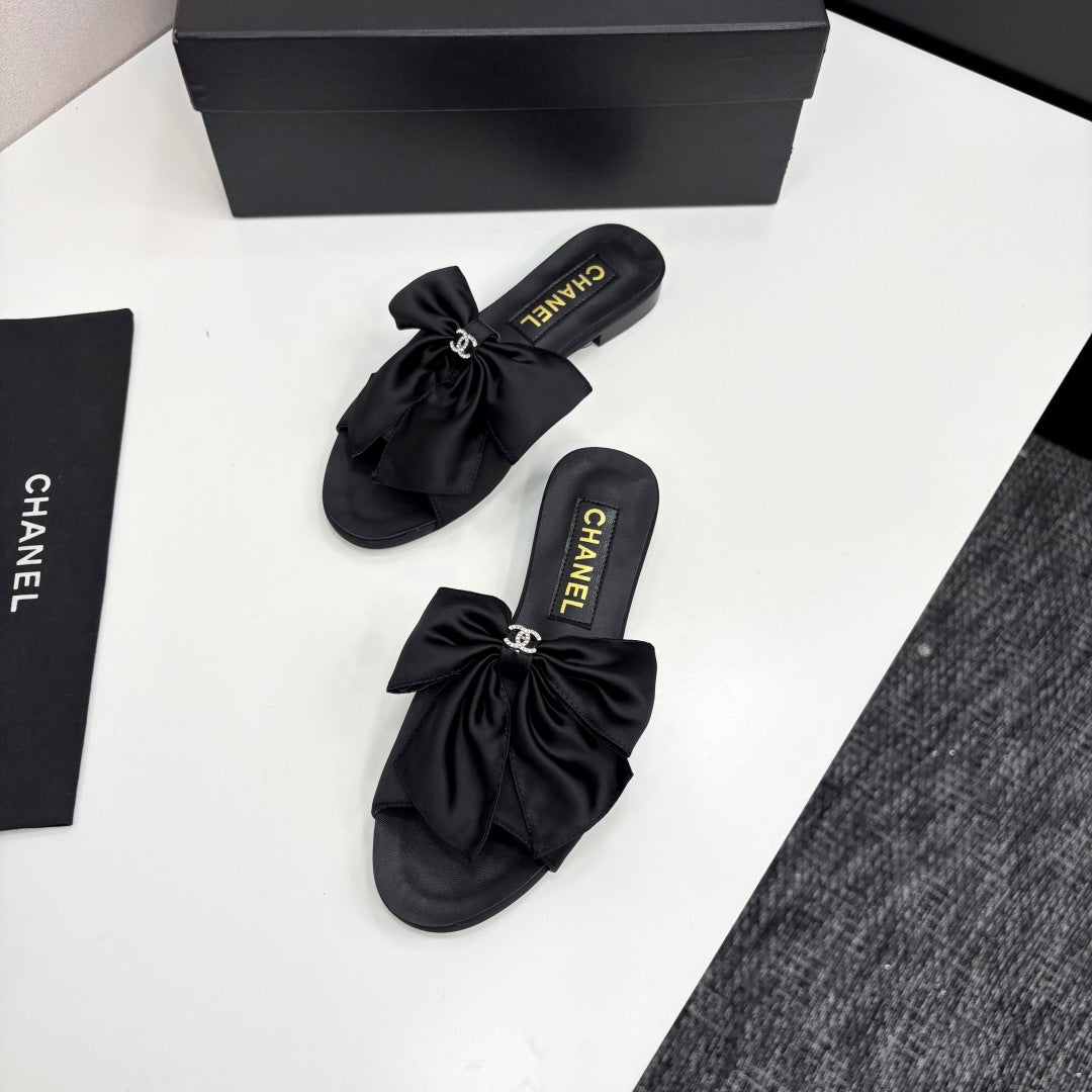 zCHANE.L 25 Big Bow Mule Black Satin And Sheepskin 368866