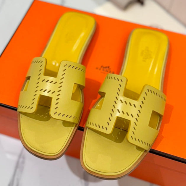 zHERME.S Oran Sandal Yellow Perforate Cowhide 294871