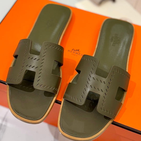 zHERME.S Oran Sandal Army Green Perforate Cowhide 294875
