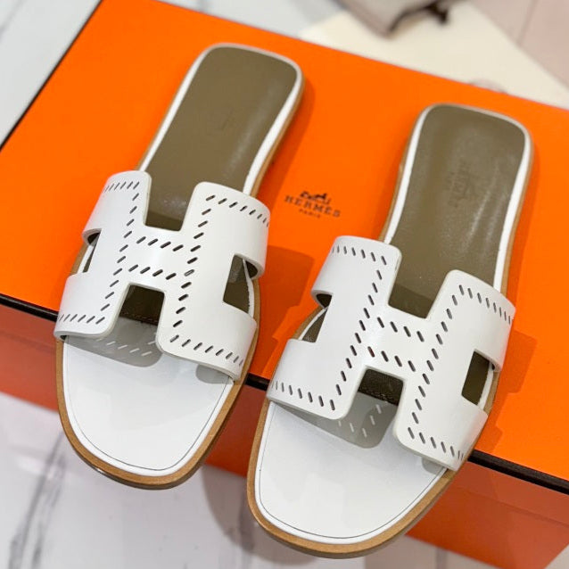 zHERME.S Oran Sandal White Perforate Cowhide 294876