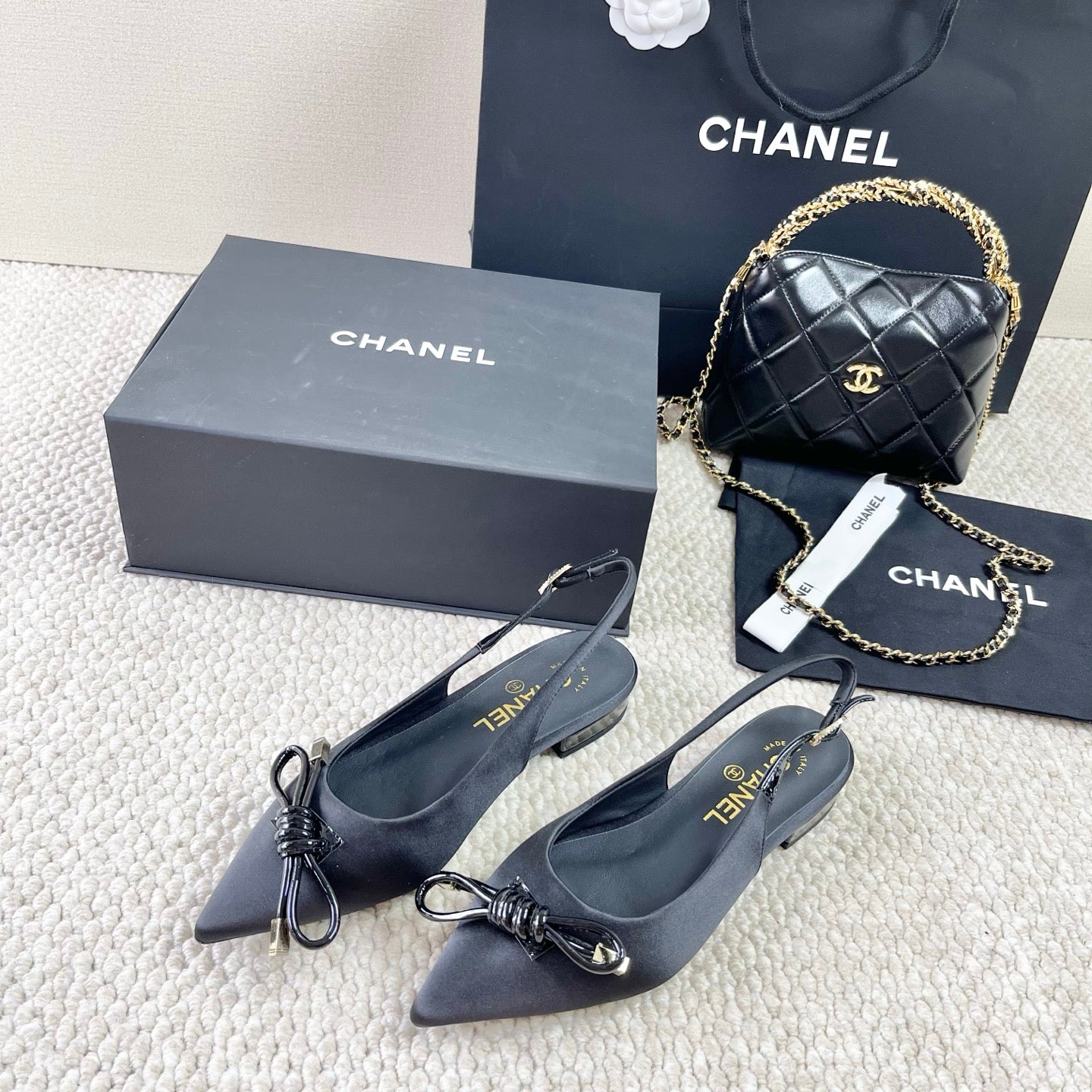 zCHANE.L Cc 25 Slingback Flats Black Silk 330921