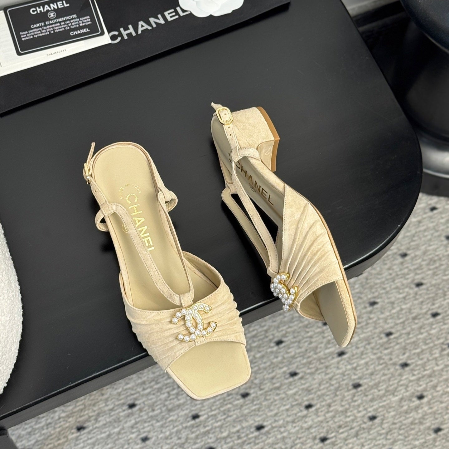 zCHANE.L 25 Marry Jane Sandals Beige Suede 329776