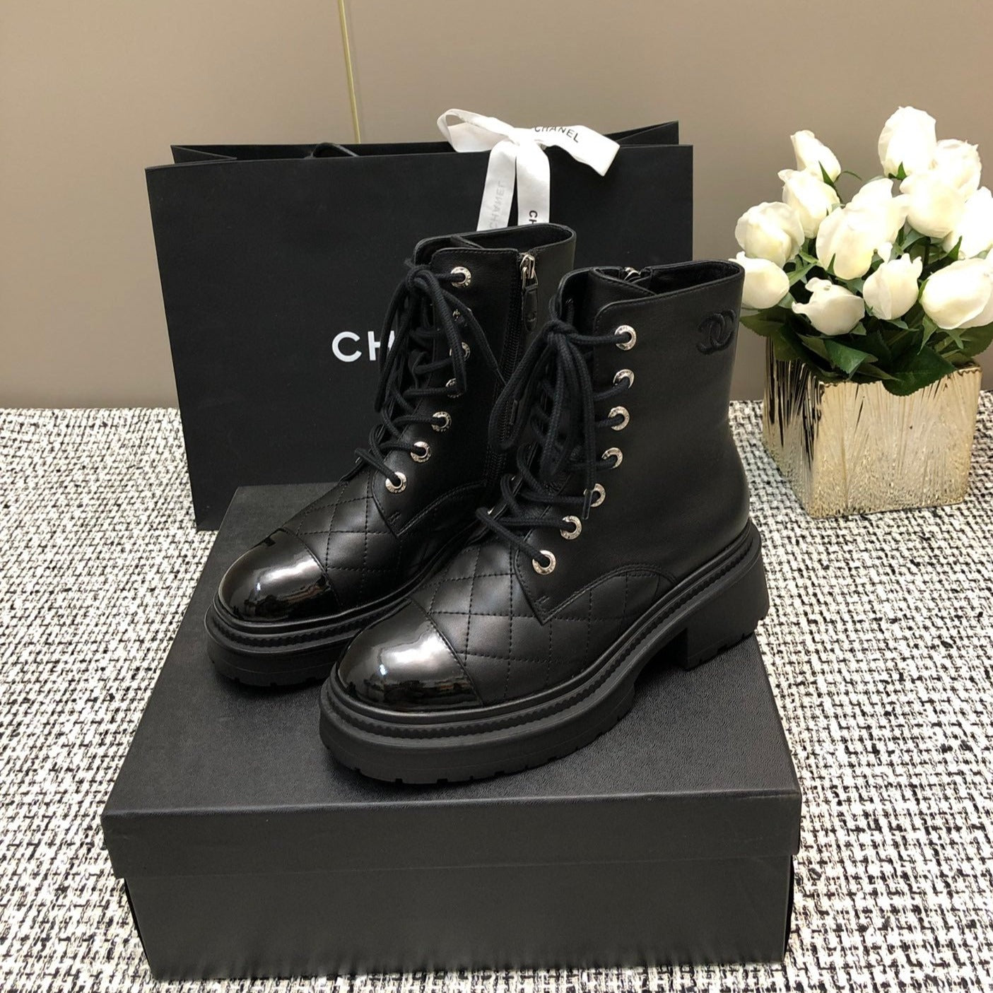 zCHANE.L Short Boots Black Lambskin