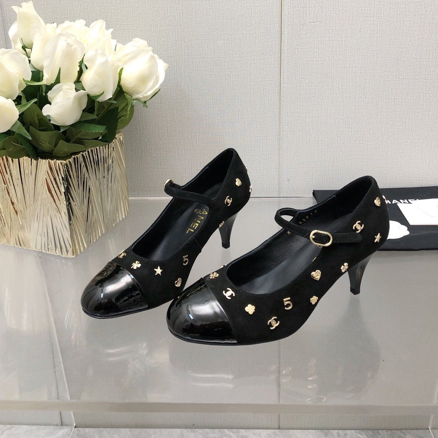zCHANE.L Mary Jane Black Suede And Lambskin Attach Metal