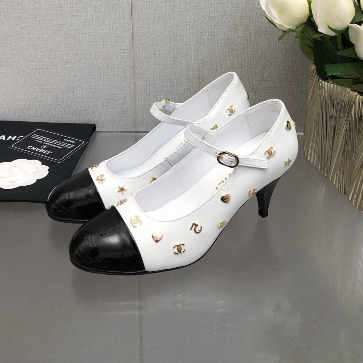 zCHANE.L Mary Jane White Mix Black Lambskin Attach Metal