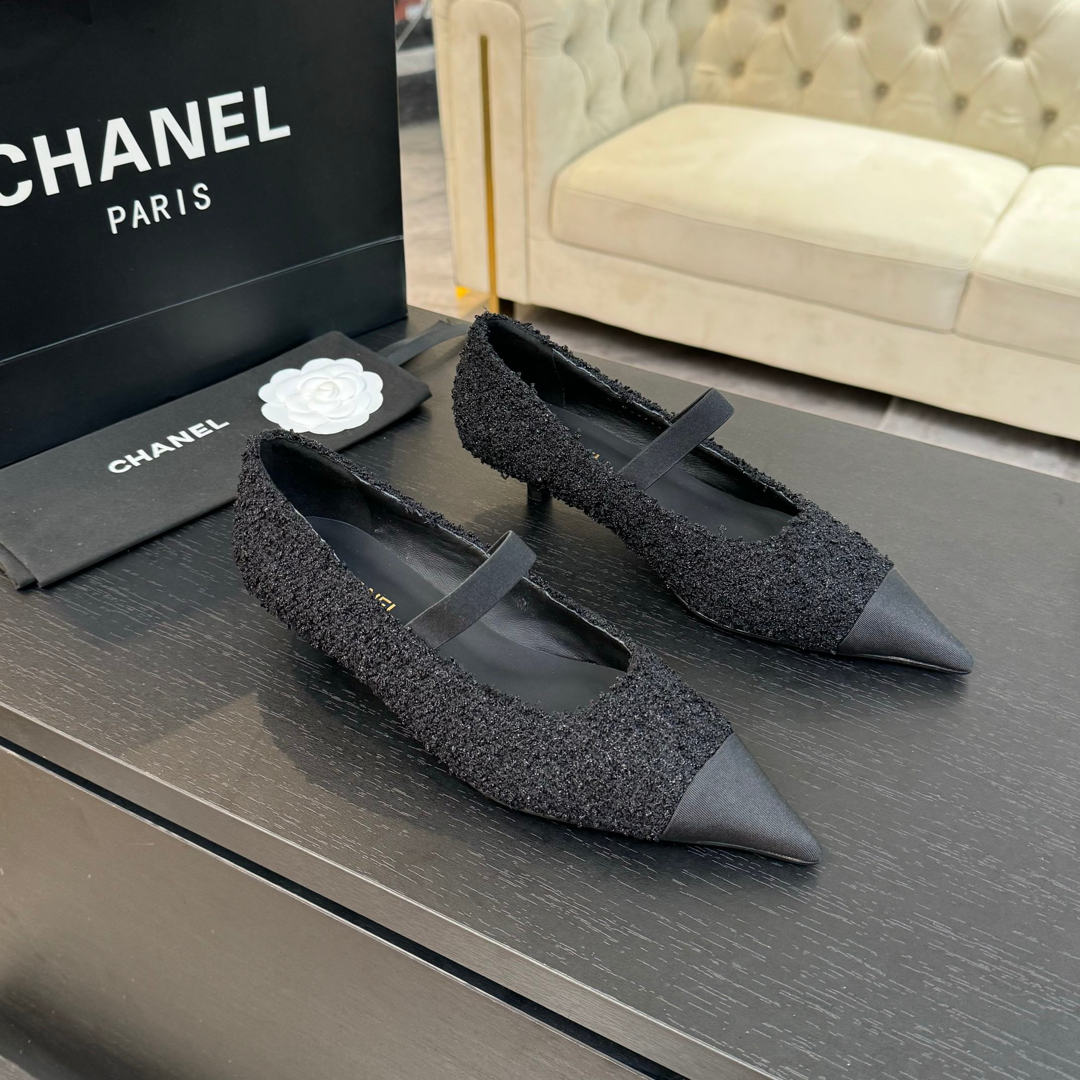zCHANE.L Mary Jane 35 Pointed Toe Black Tweed Black Grosgrain