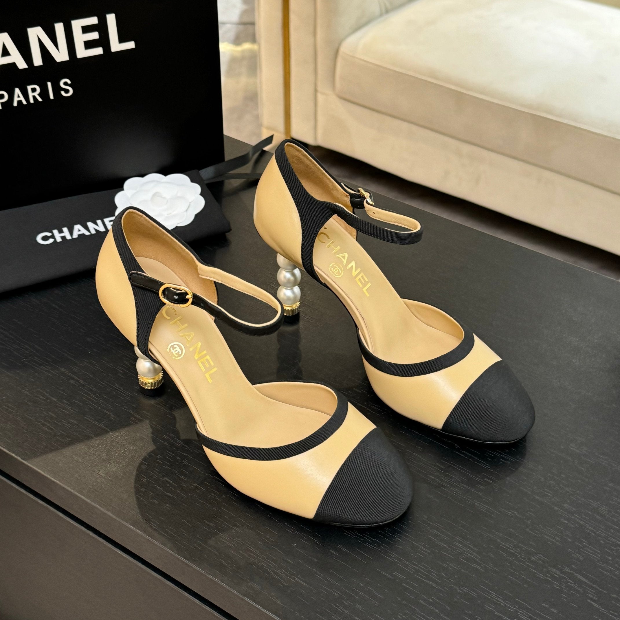 zCHANE.L Cc 25S Slingback 85Mm Beige Calfskin Black Grosgrain