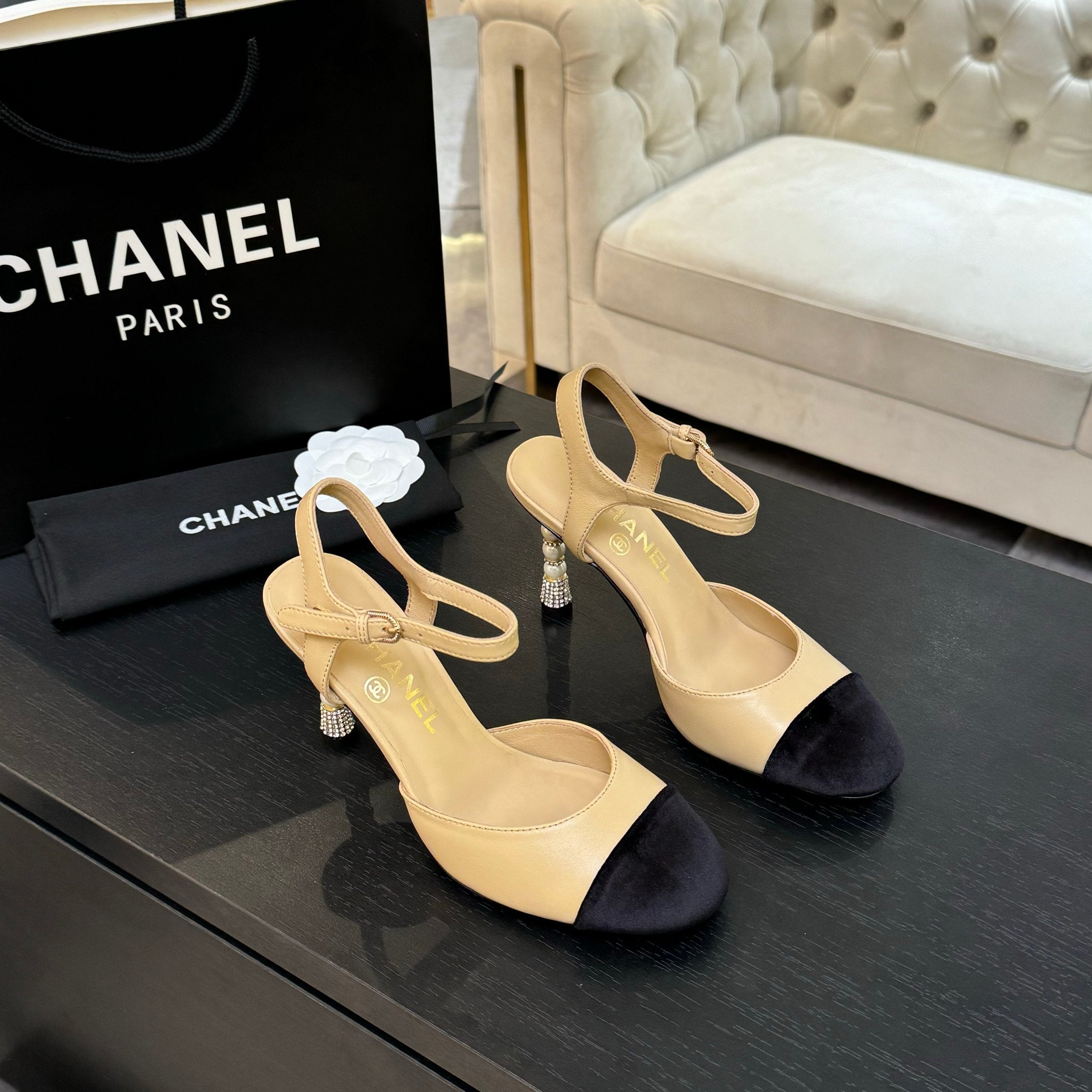 zCHANE.L Cc 25S Slingback 85Mm Beige Calfskin Black Suede