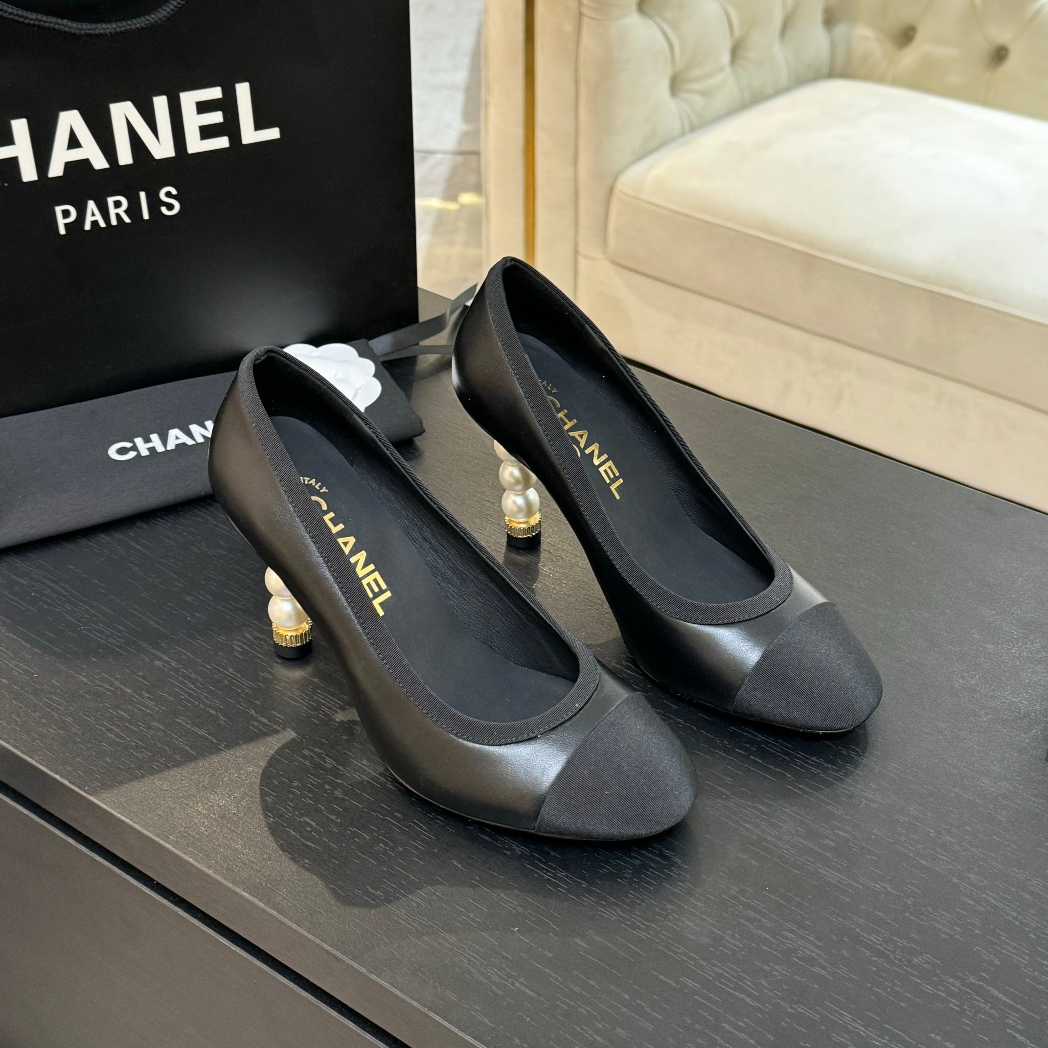 zCHANE.L Cc 25S Pump 85Mm Black Calfskin Grosgrain
