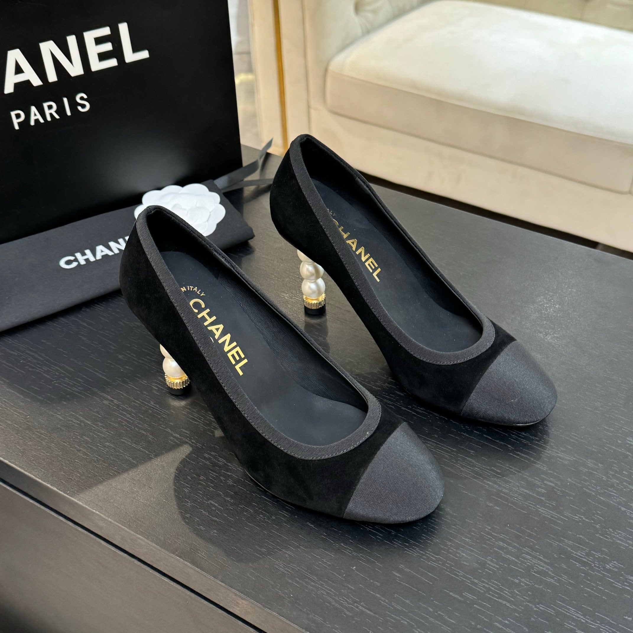 zCHANE.L Cc 25S Pump 85Mm Black Suede Grosgrain