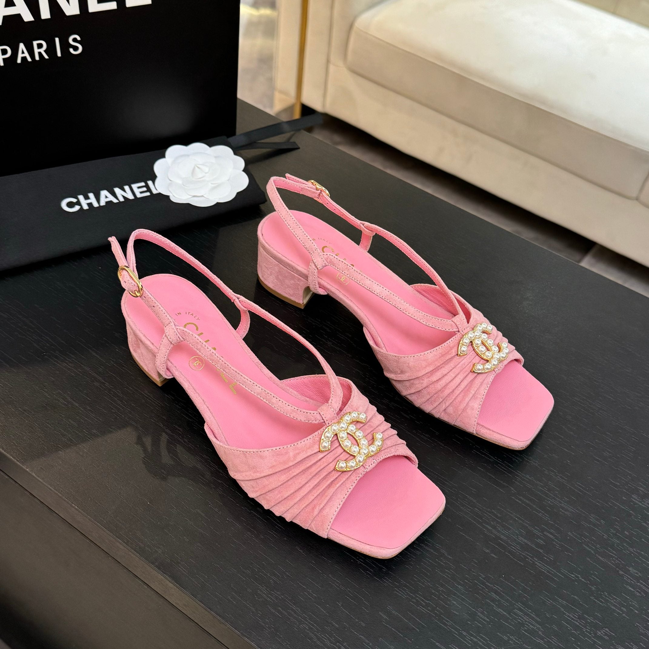 zCHANE.L Cc 25S Sandal Heel 50Mm Pink Suede Kidskin Pearl Logo