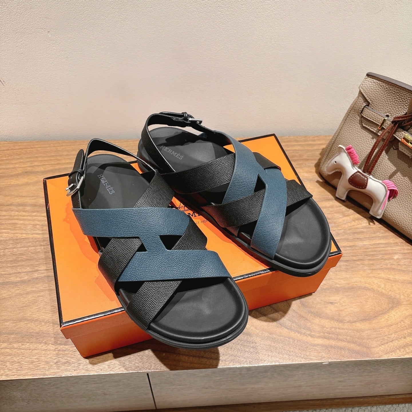 zHERME.S 25 Heracles Sandal Black Dark Blue Epsom Leather