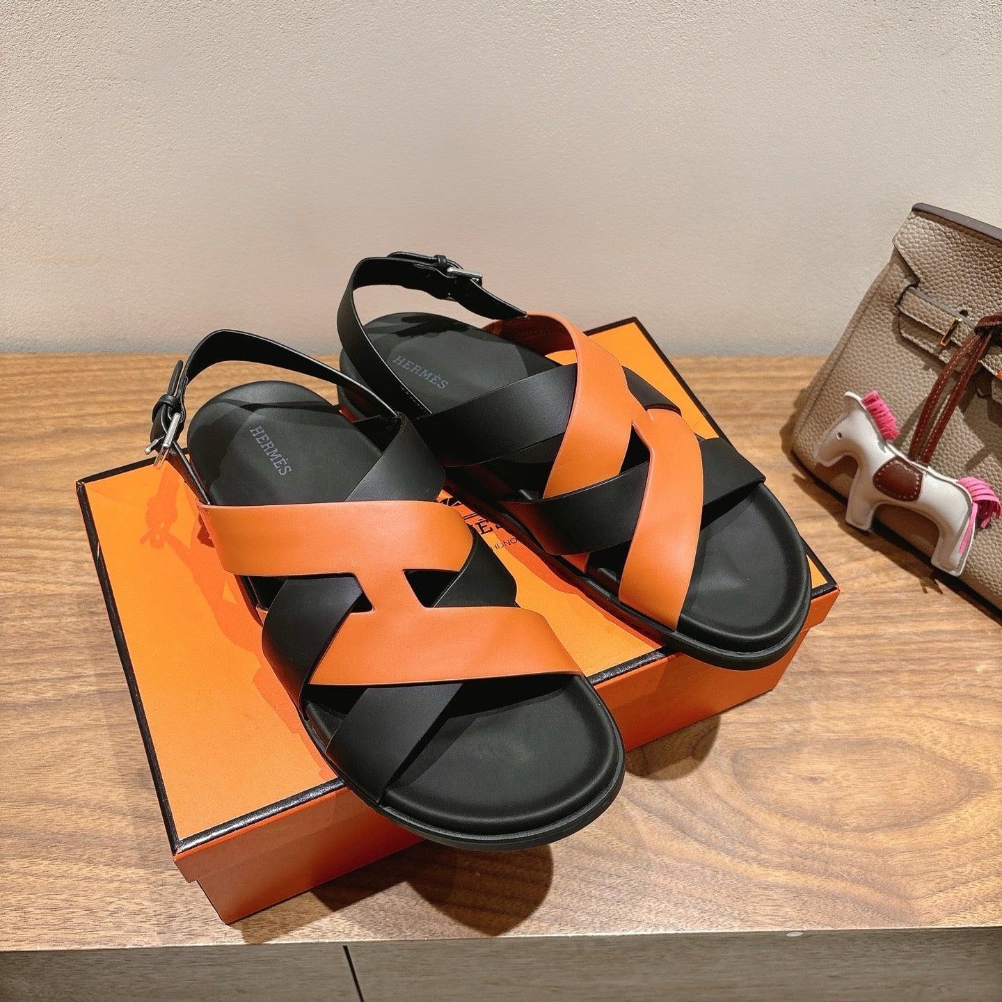 zHERME.S 25 Heracles Sandal Black Brown Calfskin