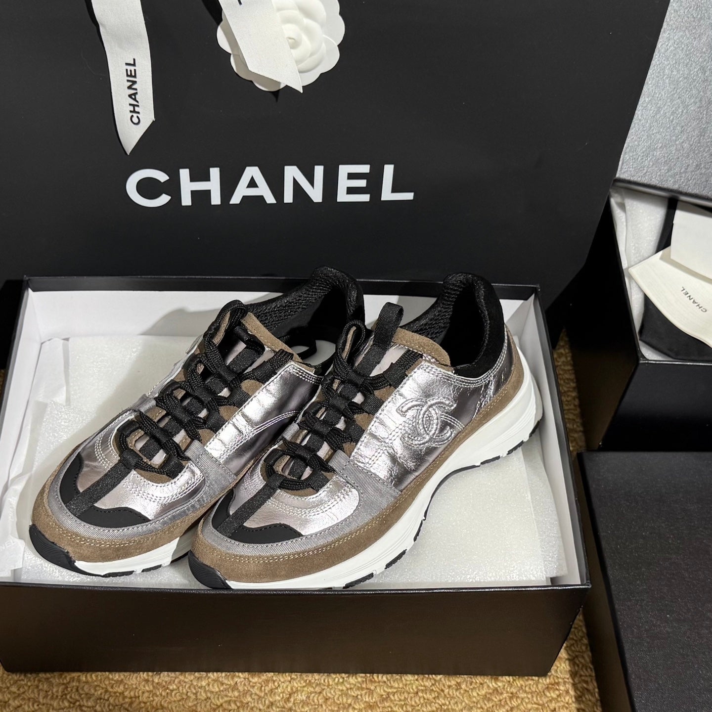 zCHANE.L Cc 25A Trainers Silver Black Brown Laminated Calfskin And Suede Calfskin352118
