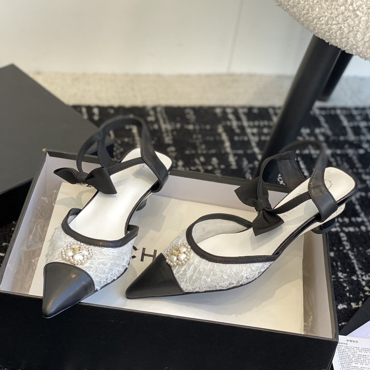 zCHANE.L Slingbacks 45 White Tweed Black Lambskin
