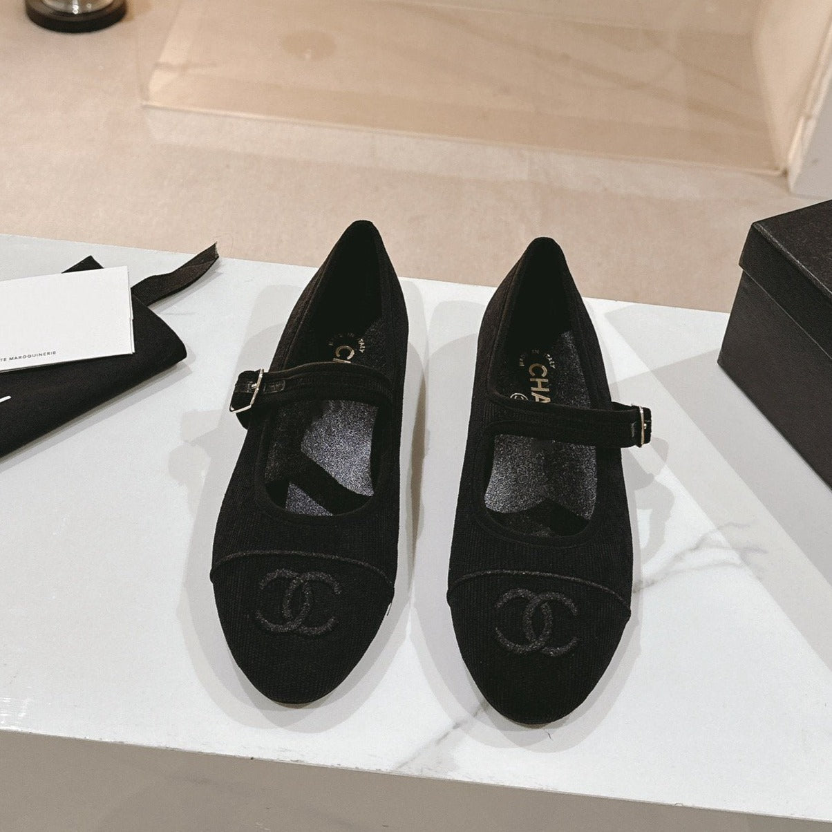 zCHANE.L Mary Jane Flat Black Corduroy