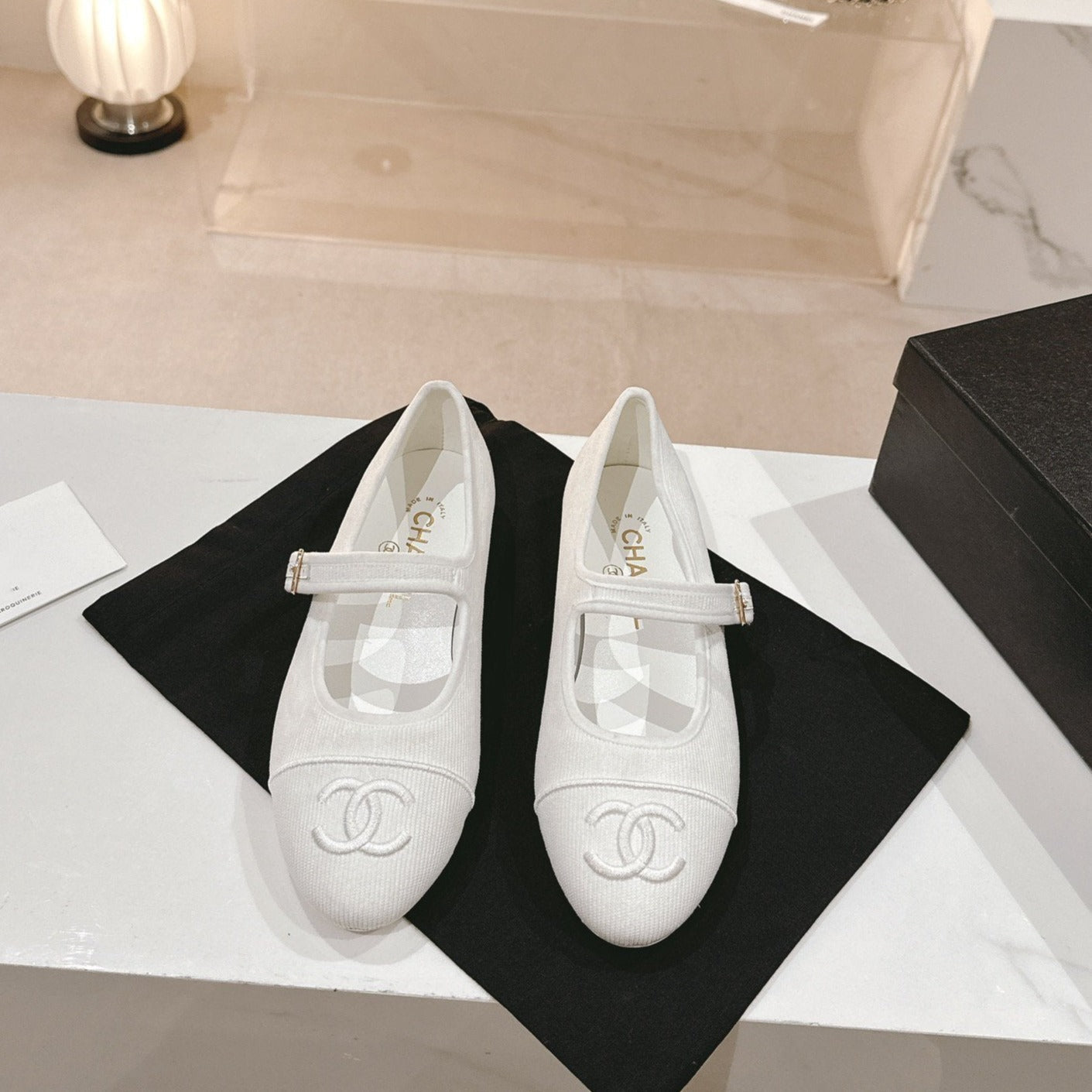 zCHANE.L Mary Jane Flat White Corduroy