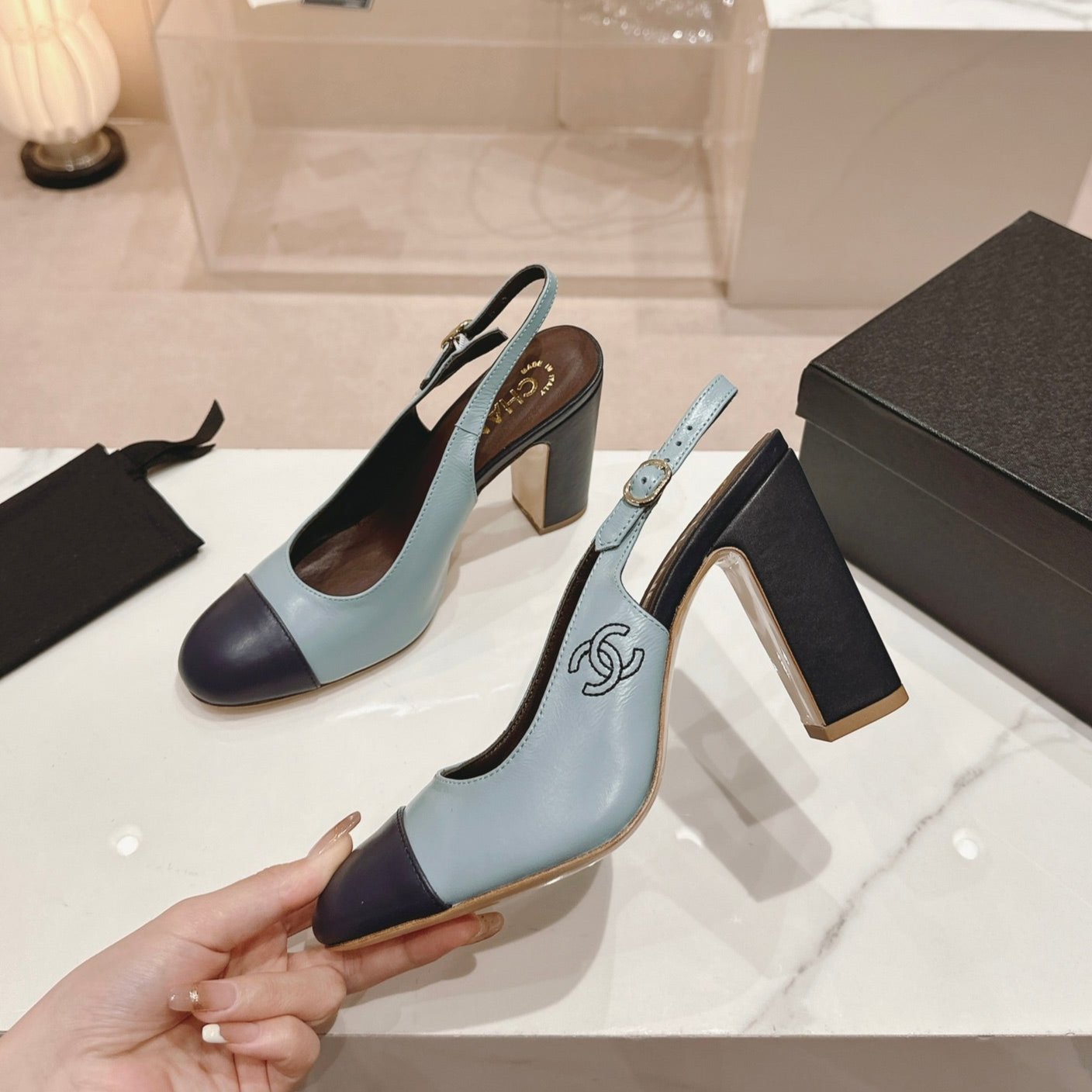 zCHANE.L Cc 24P Slingbacks 95Mm Turquoise Black Lambskin