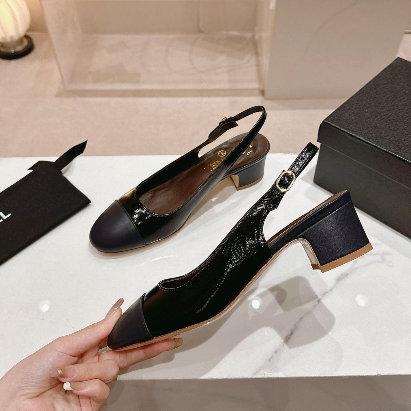 zCHANE.L Cc 24P Slingbacks 45Mm Black Navy Lambskin
