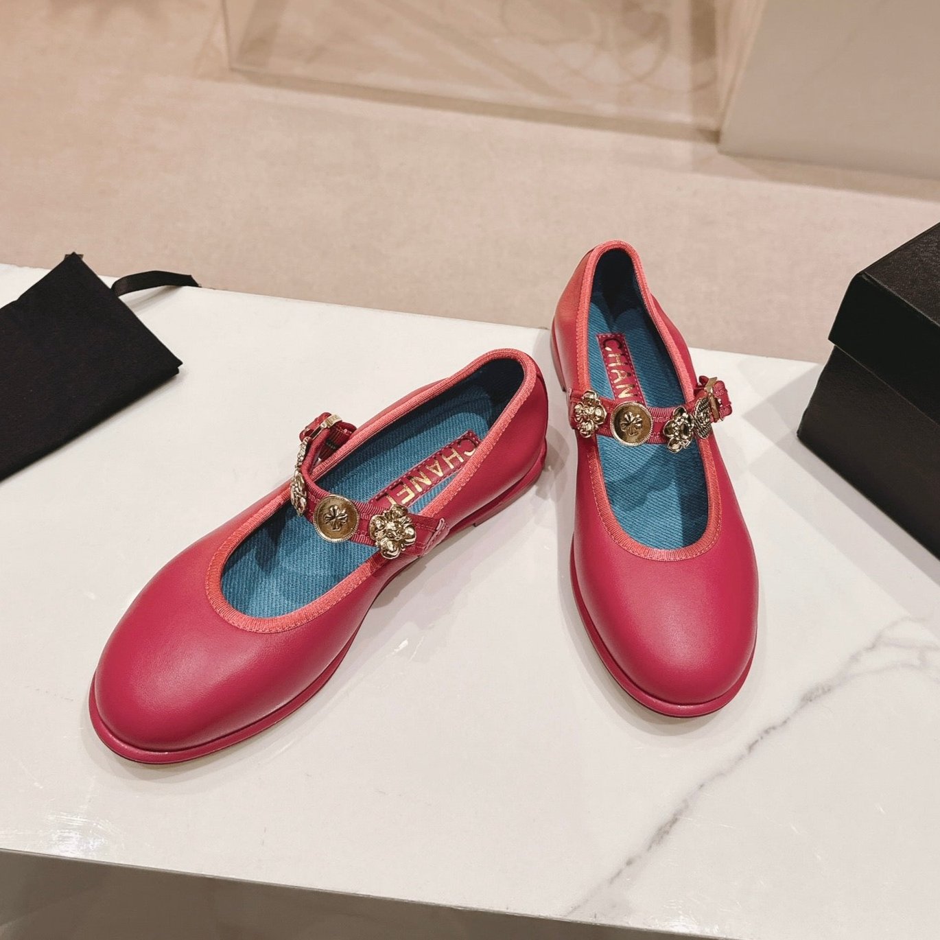 zCHANE.L Cc Mary Janes Dark Red Calfskin Light Gold Metalic