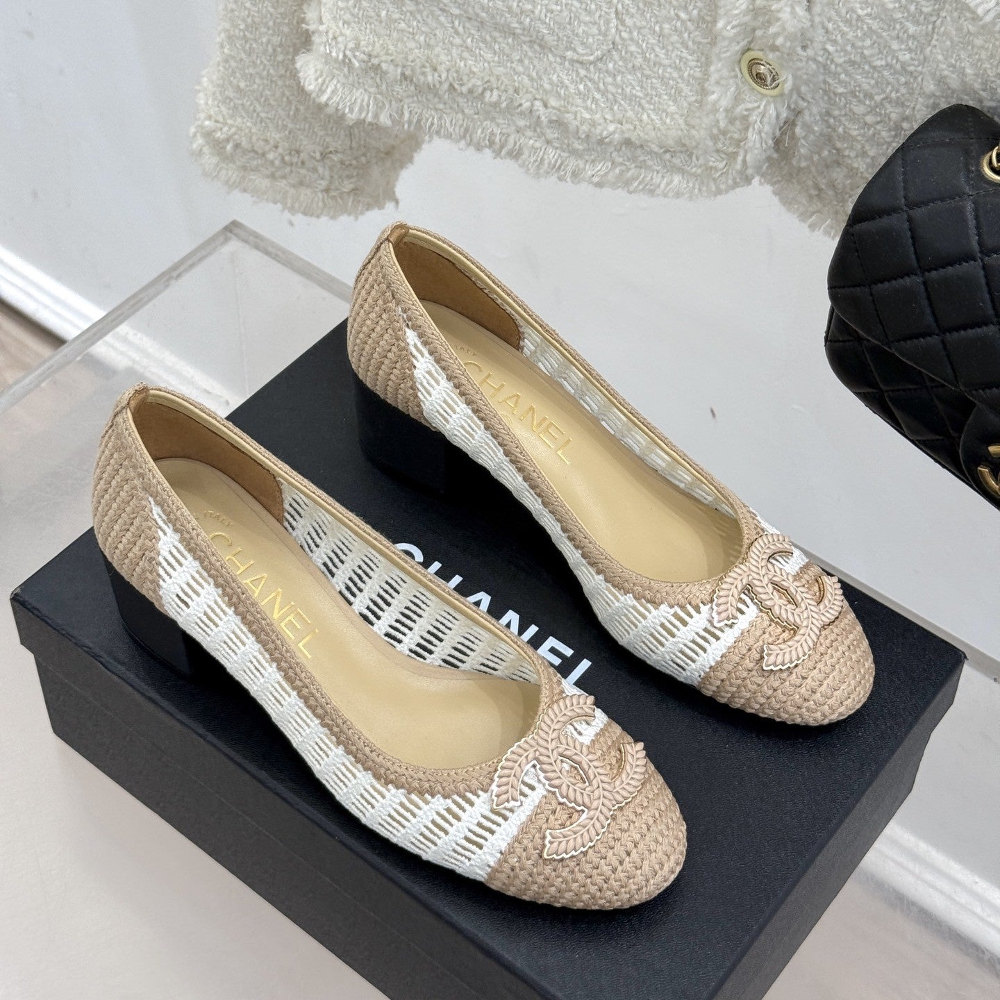 zCHANE.L 25P Hollow Double C Ballet Flats 50Mm Beige White Raffia 265637