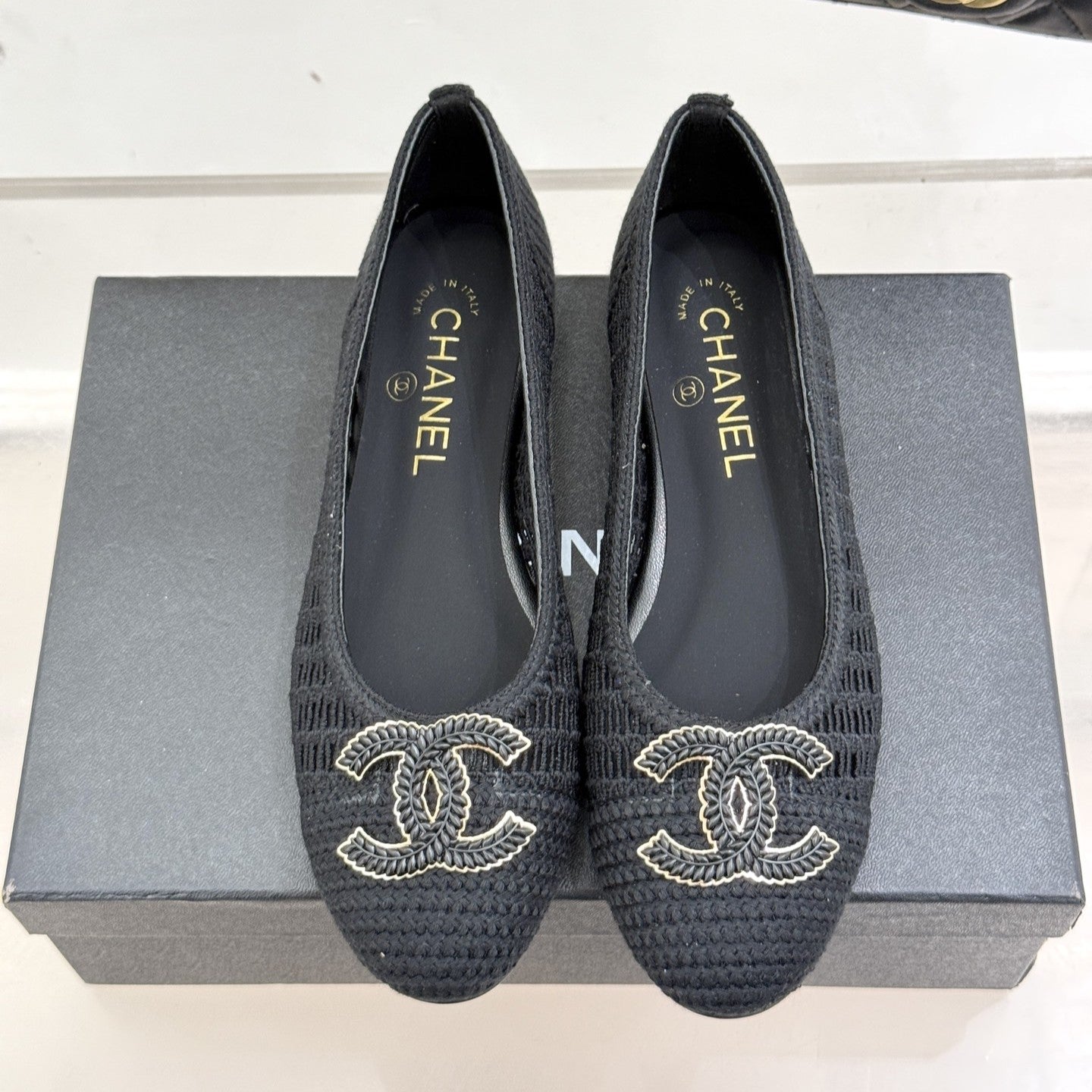 zCHANE.L 25P Hollow Double C Ballet Flats 15Mm Black Raffia 265643