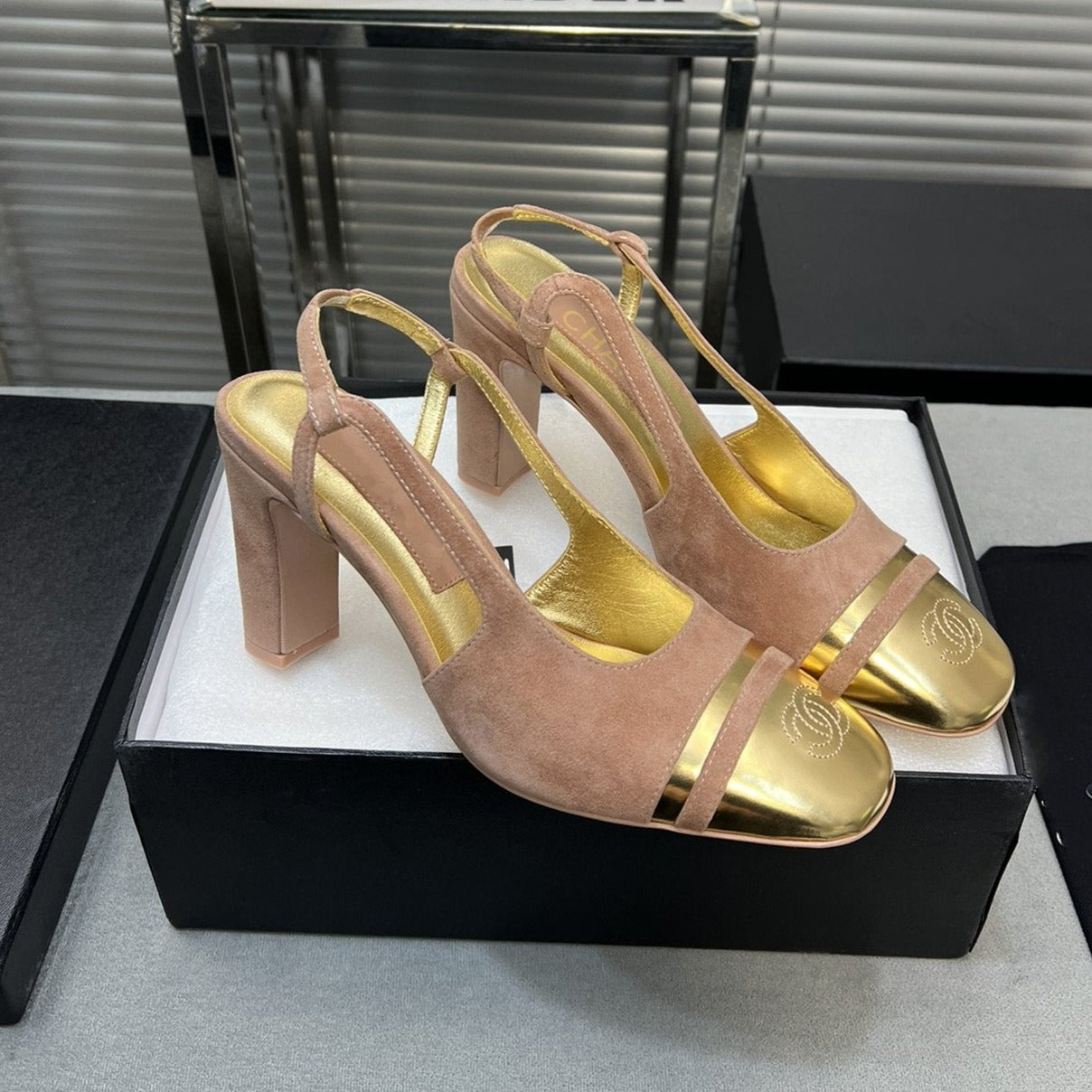 zCHANE.L Slingback Rose Suede Gold Metalic Lambskin Square Toe 9.5