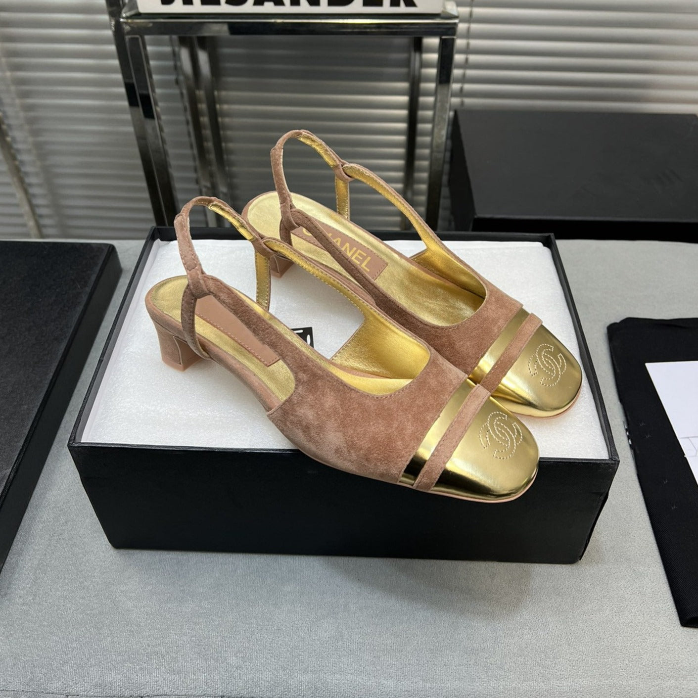 zCHANE.L Slingback Rose Suede Gold Metalic Lambskin Square Toe 5.0