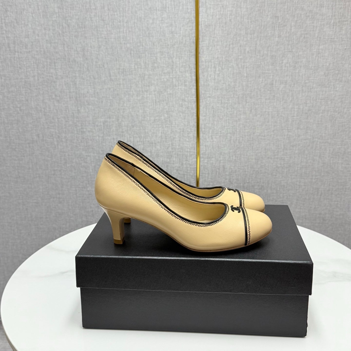 zCHANE.L Cc 25 Pumps 50Mm Beige Black Sheepskin 368793