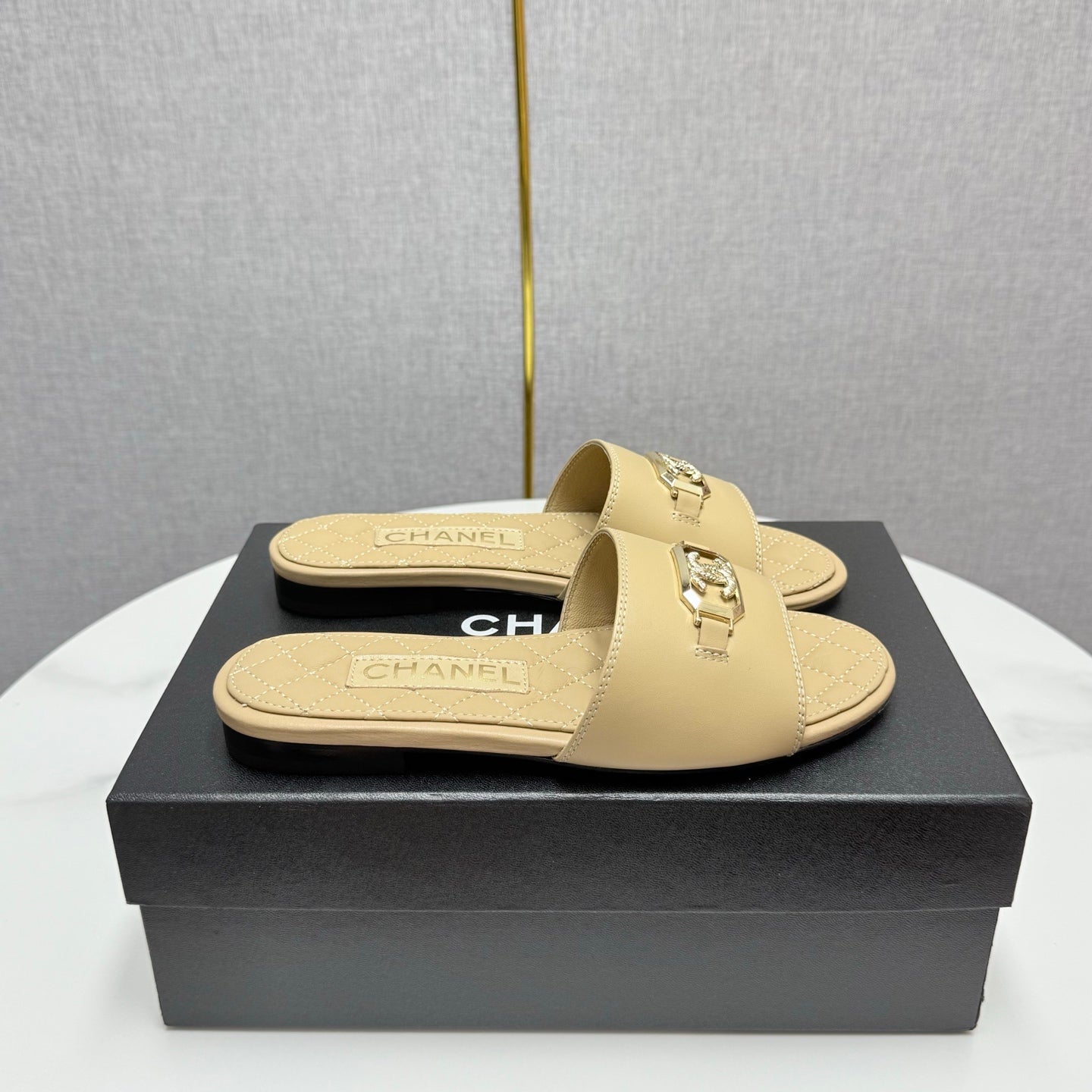 zCHANE.L 25 Mule Sandals Beige Sheepskin 368800