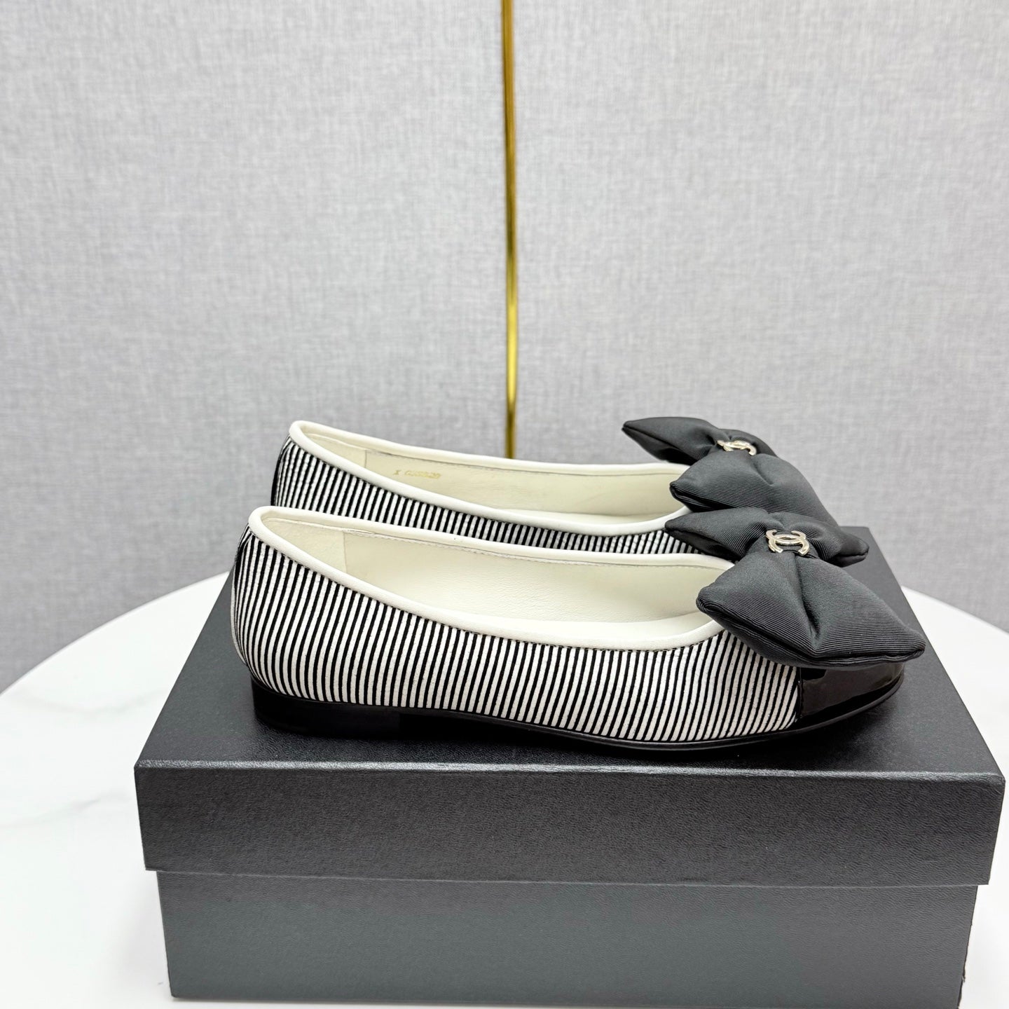 zCHANE.L 25 Bow Ballet Flats Black White Canvas Striped Pattern And Grosgrain 368809