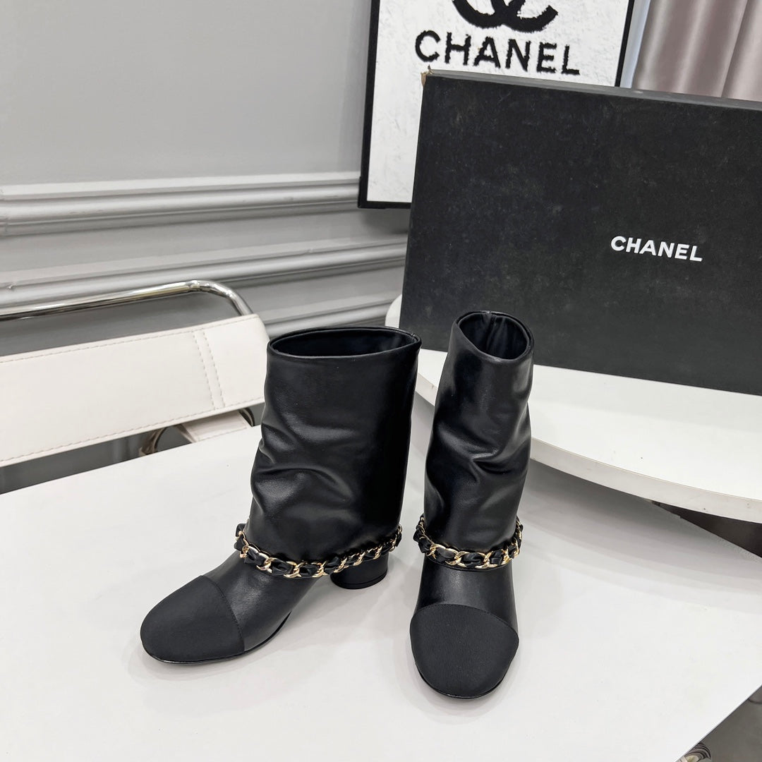 zCHANE.L Cc 25 Short Boots With Chain 55Mm Black Cowhide Grosgrain 374029