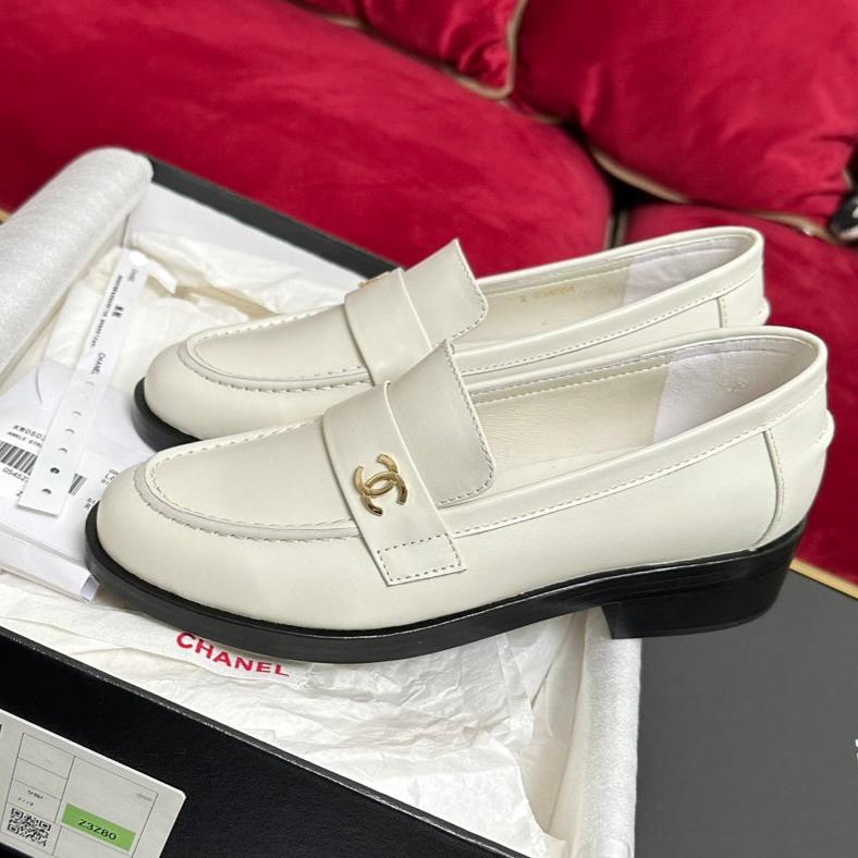zCHANE.L Moccasins White Calfskin